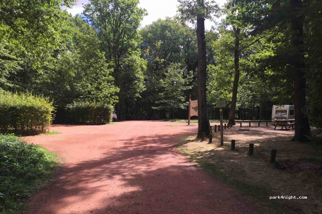 (42640) Saint-Forgeux-Lespinasse - D18 — foto 2