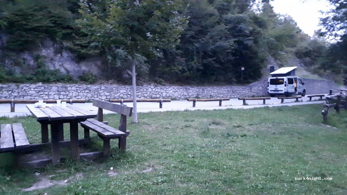(21100) Varese - Piazzale Pogliaghi Lodovico — foto 2