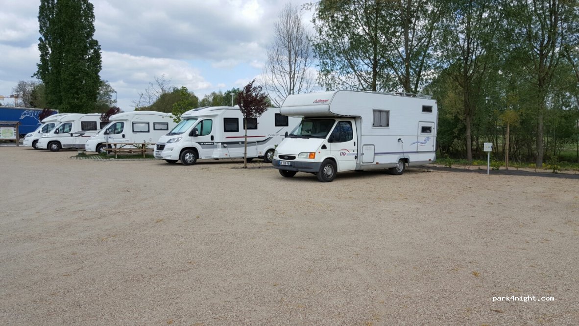 (03290) Dompierre-sur-Besbre - Chemin des Percières — foto 3