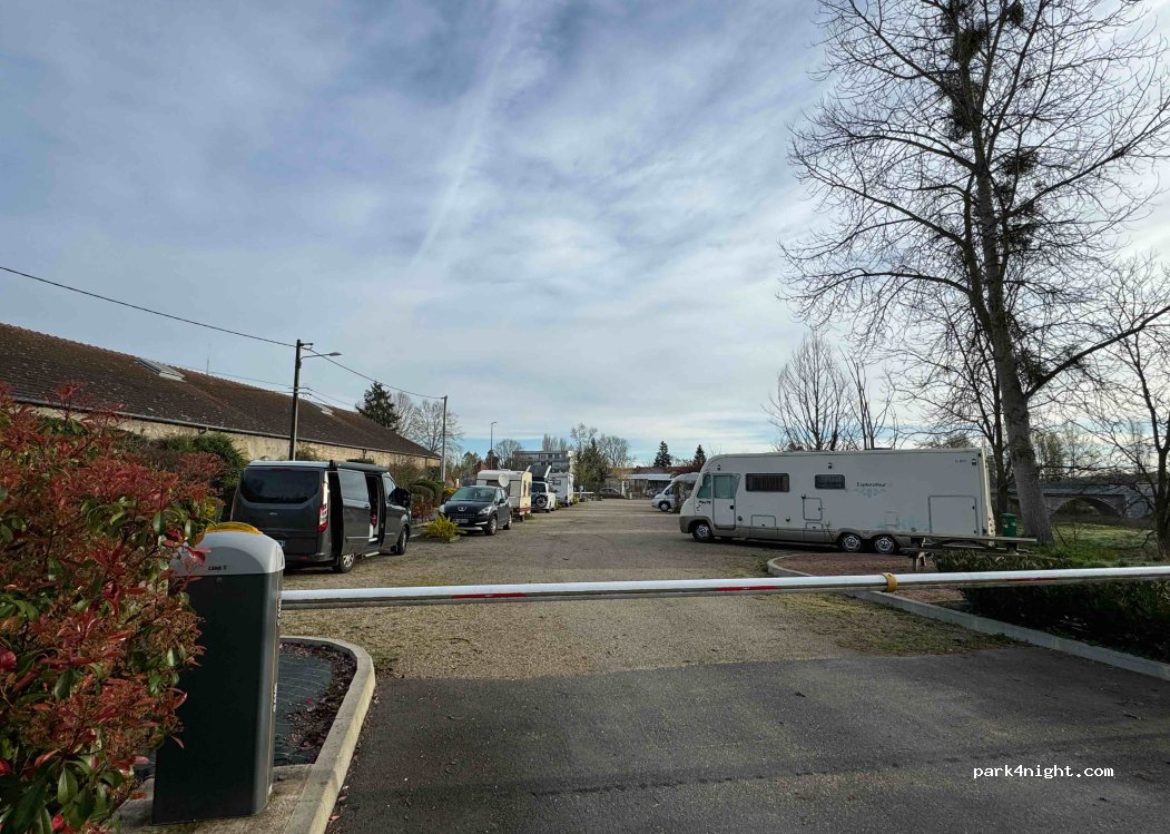 (03290) Dompierre-sur-Besbre - Chemin des Percières — foto 4