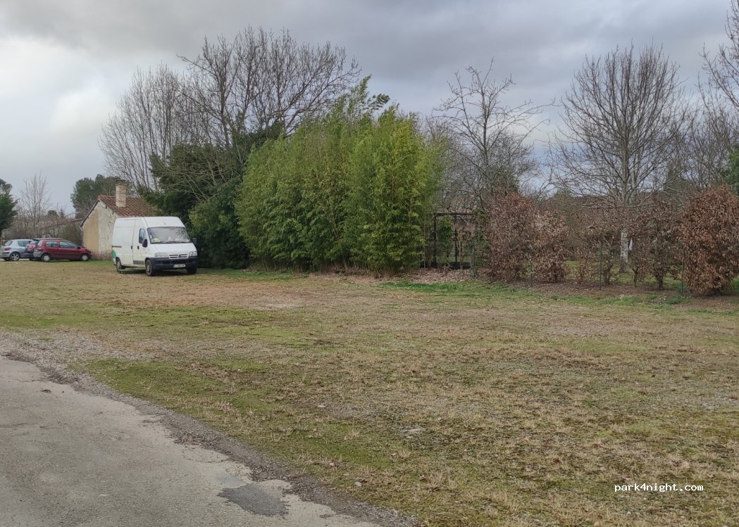 (32160) Plaisance - 11 Rue du Moulin — foto