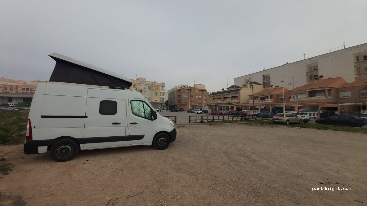 (03320) Torre del Pla - 31 Carrer Aeroport — foto