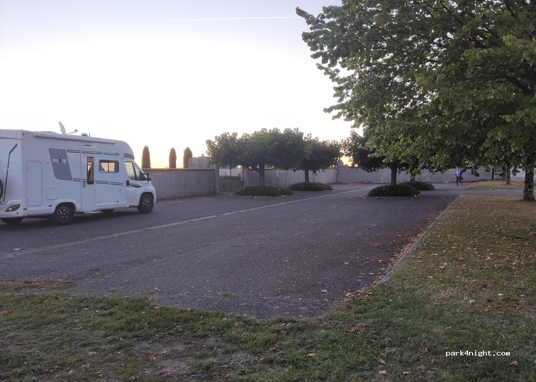 (16300) Vignolles - 4 Route de la Crête — foto 2