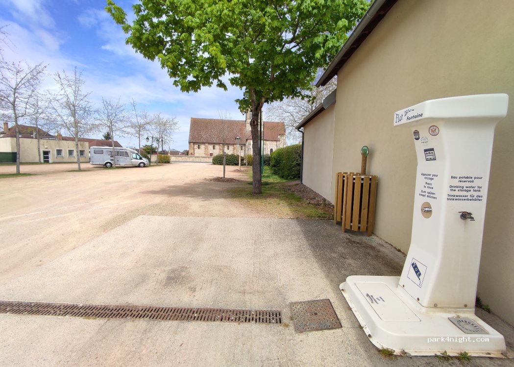 (03340) Bessay-sur-Allier - 4 Rue René Fallet — foto 2