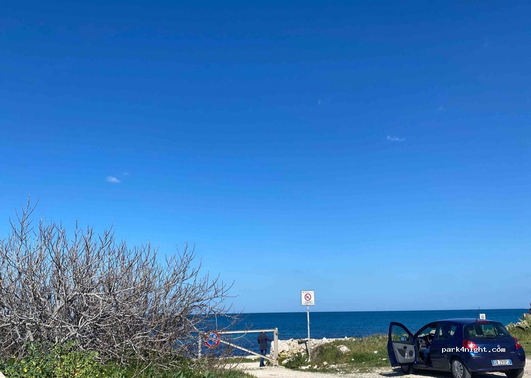 (70056) Molfetta - Strada Statale 16 Per Giovinazzo — foto