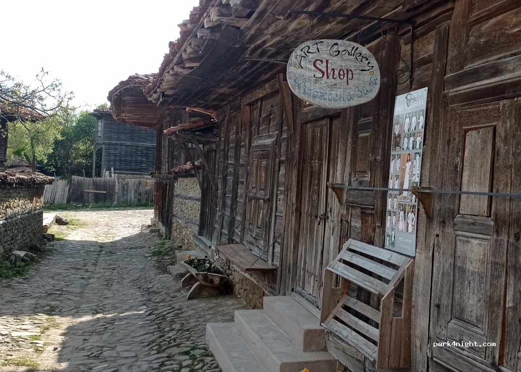 (8988) Zheravna - Unnamed Road — foto 2