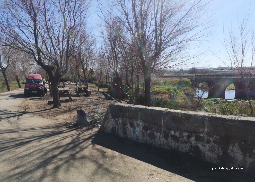 (06170) La Albuera - Calle Avenida de Extremadura — foto