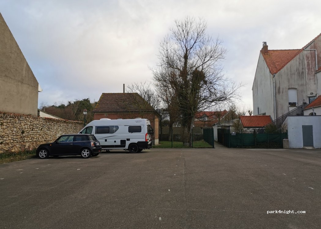(62164) Ambleteuse - 8 Rue du Maréchal Foch — foto