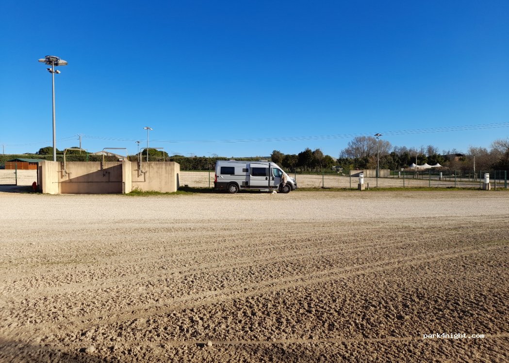 (30700) Uzès - Unnamed Road — foto