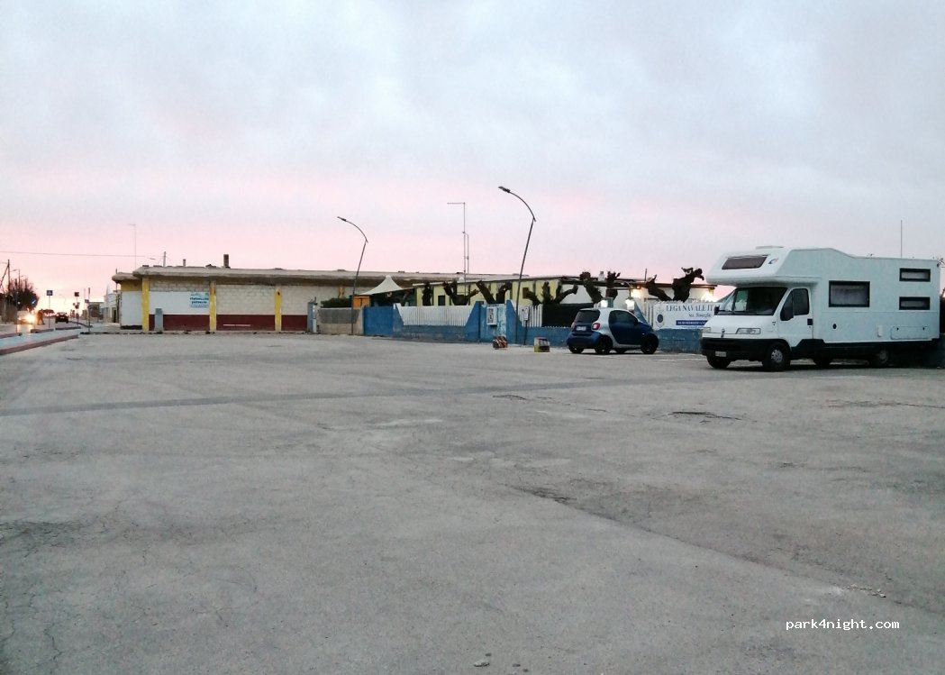 (76011) Bisceglie - 35 Via Salnitro — foto 3