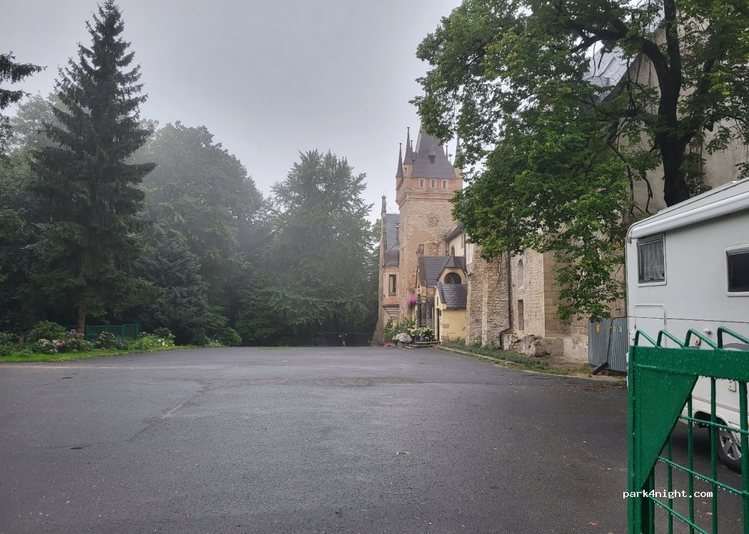 Zamek Górka — foto 2
