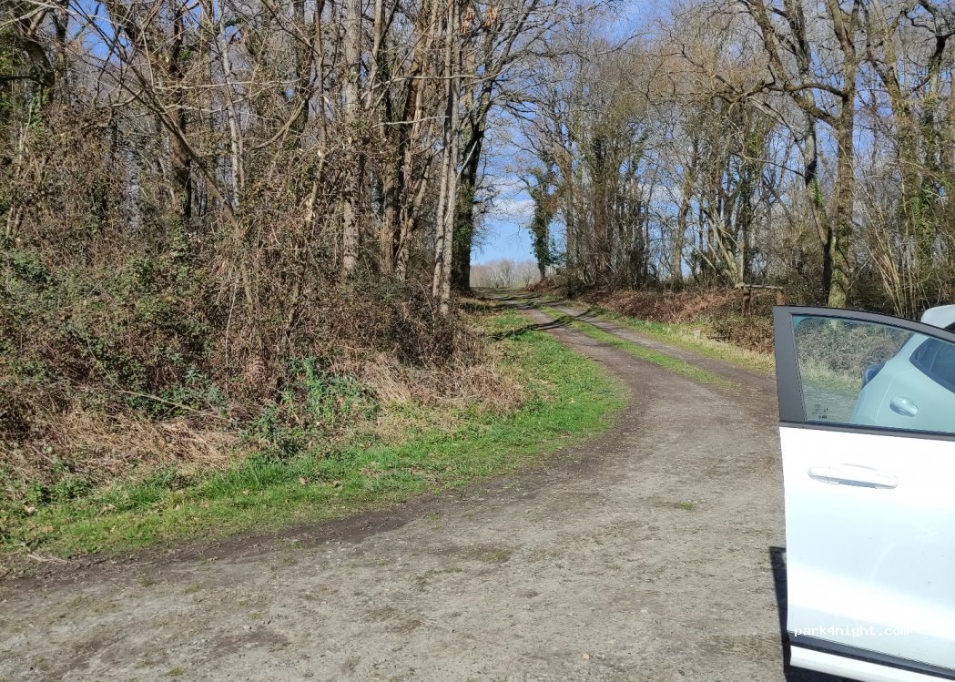 (64230) Lescar - Unnamed Road — foto 2