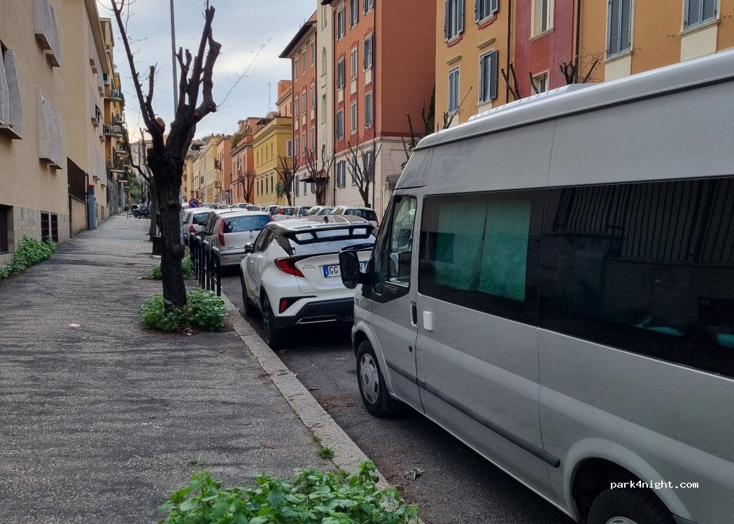 (00165) Roma - 31 Via Nicolò V — foto