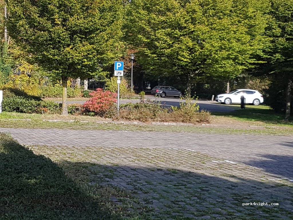 Wohnmobilstellplatz Alter Markt in Rietberg — foto