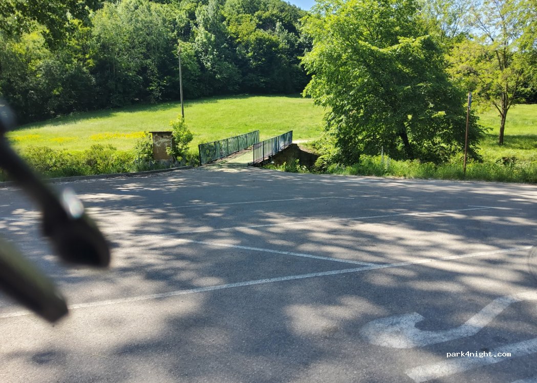(35213) Despotovac - Unnamed Road — foto 3