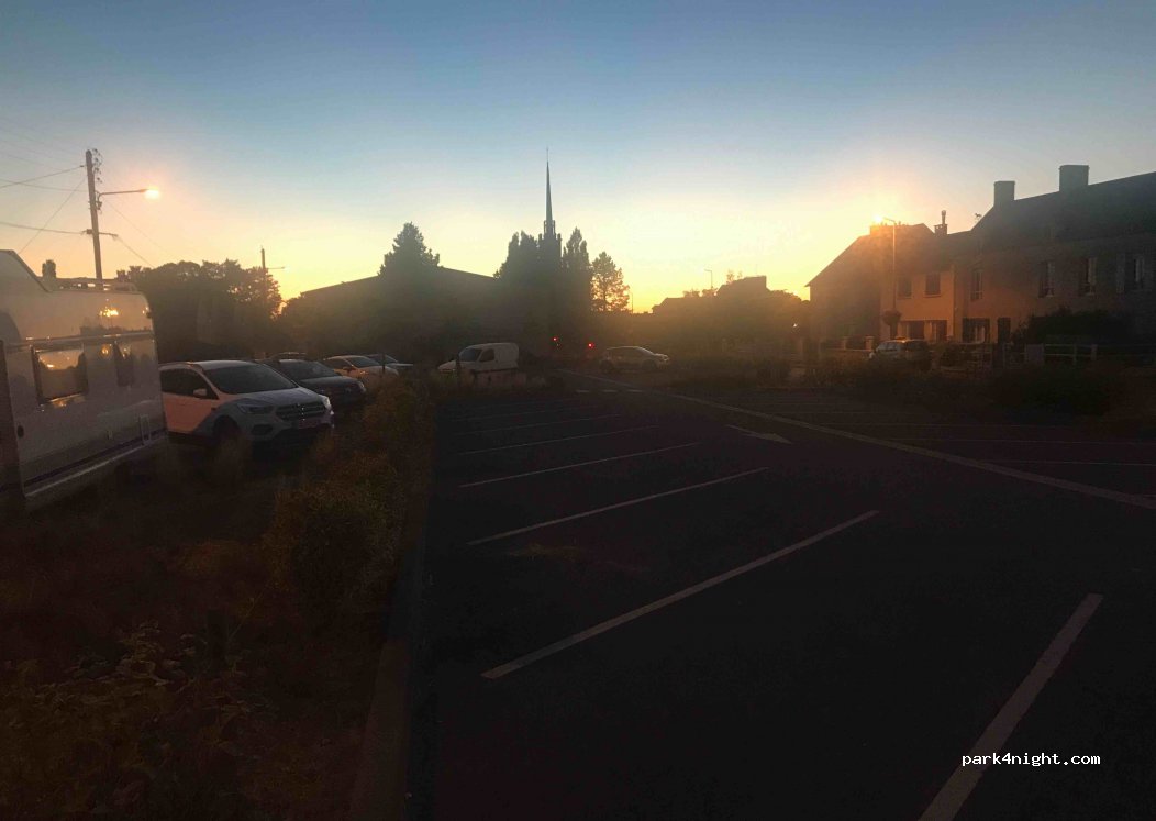 (14320) May-sur-Orne - 8-10 Rue de la Teste de Buch — foto 2