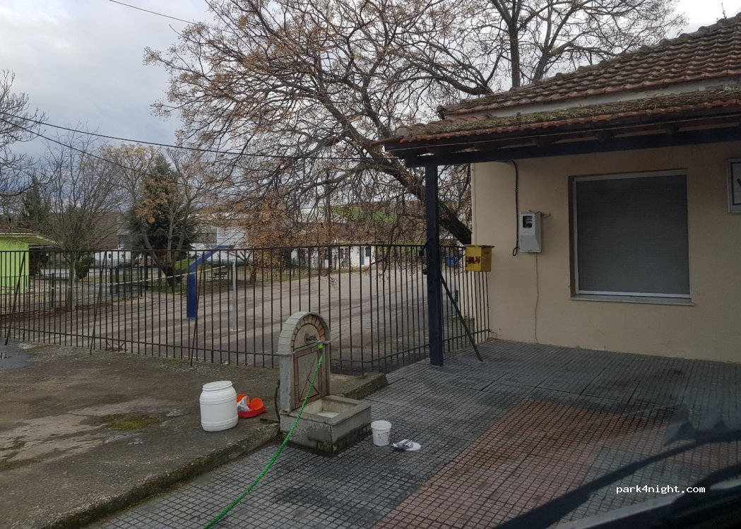 (415 00) Zappio - 34 Ethniki Odos Lamias Larisas — foto
