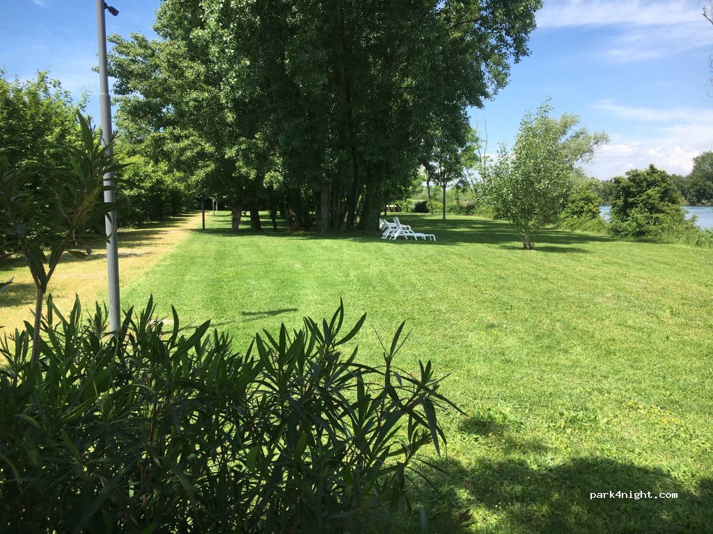 Quinto Camper Resort — foto 4