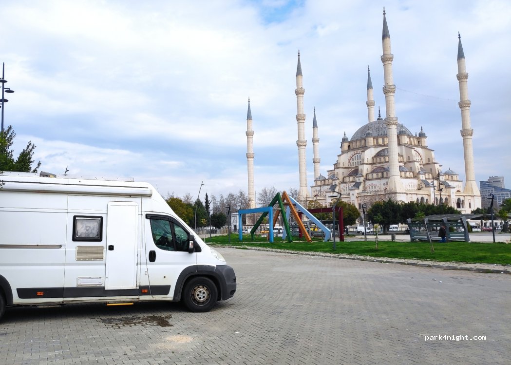 (01010) Adana - 5 26028. Sokak — foto
