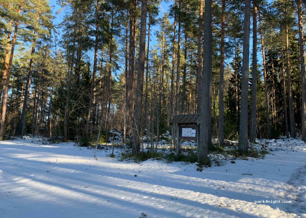 (762 92) Rimbo - Karlsbodavägen — foto