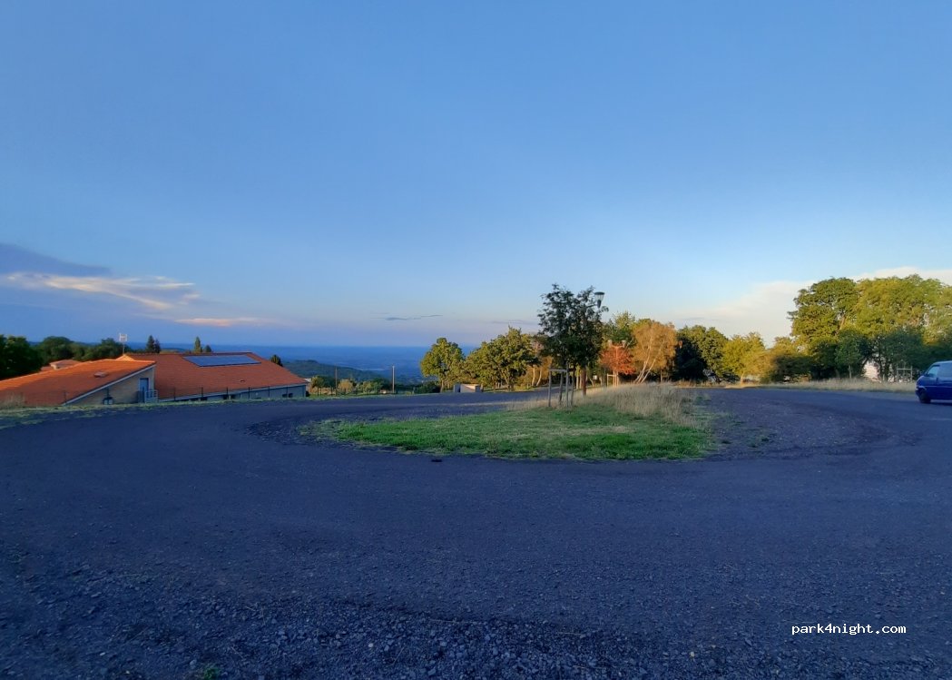 (63530) Chanat-la-Mouteyre - 30 Avenue des Volcans — foto 2