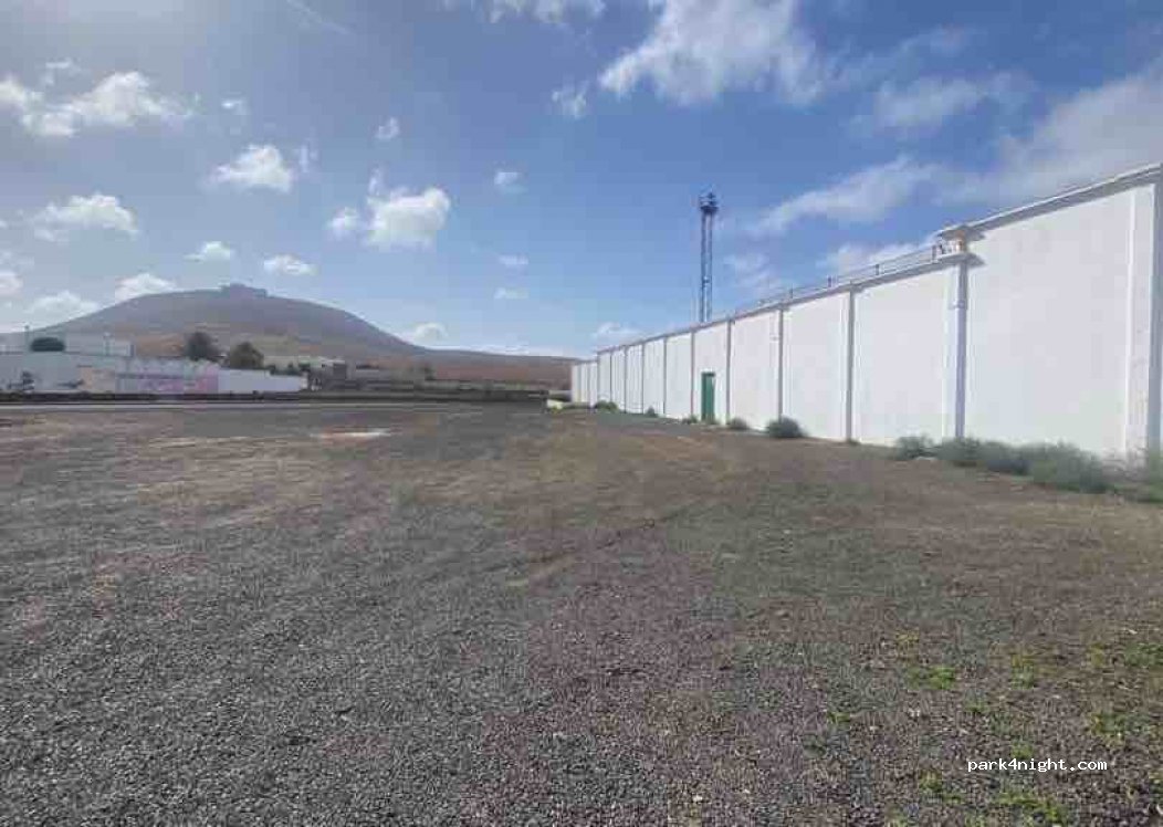 (35530) Teguise - 15 Calle Gadifer de la Salle — foto
