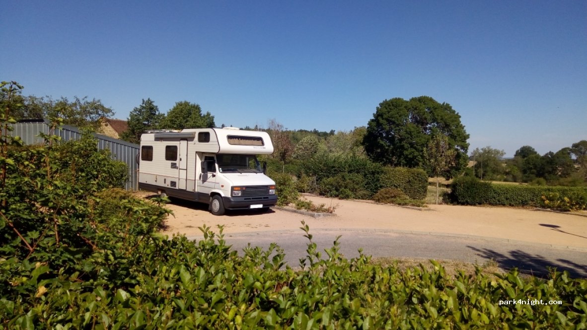 (03240) Cressanges - 1 Route de Souvigny — foto