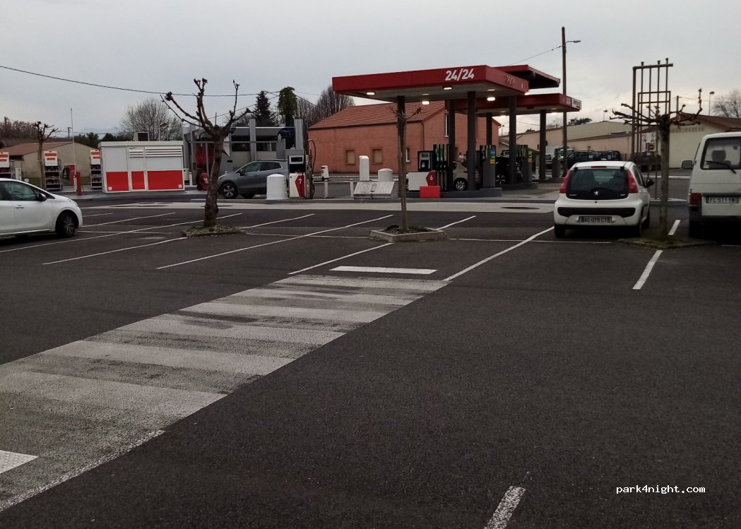 (65290) Juillan - 13 Route de Lourdes — foto 2