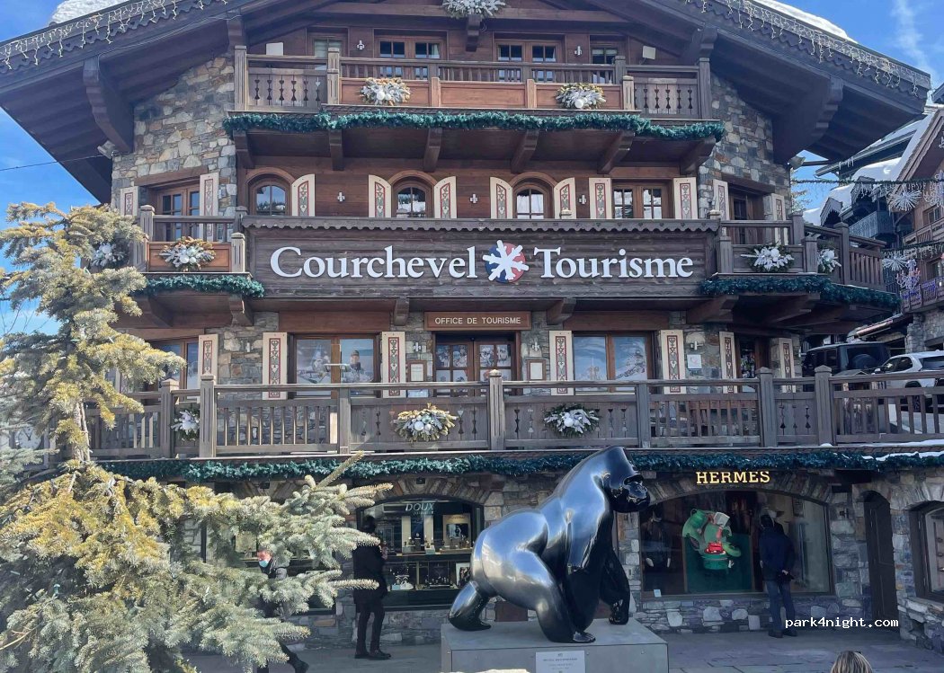 (73120) Courchevel - 590 Rue des Tovets — foto