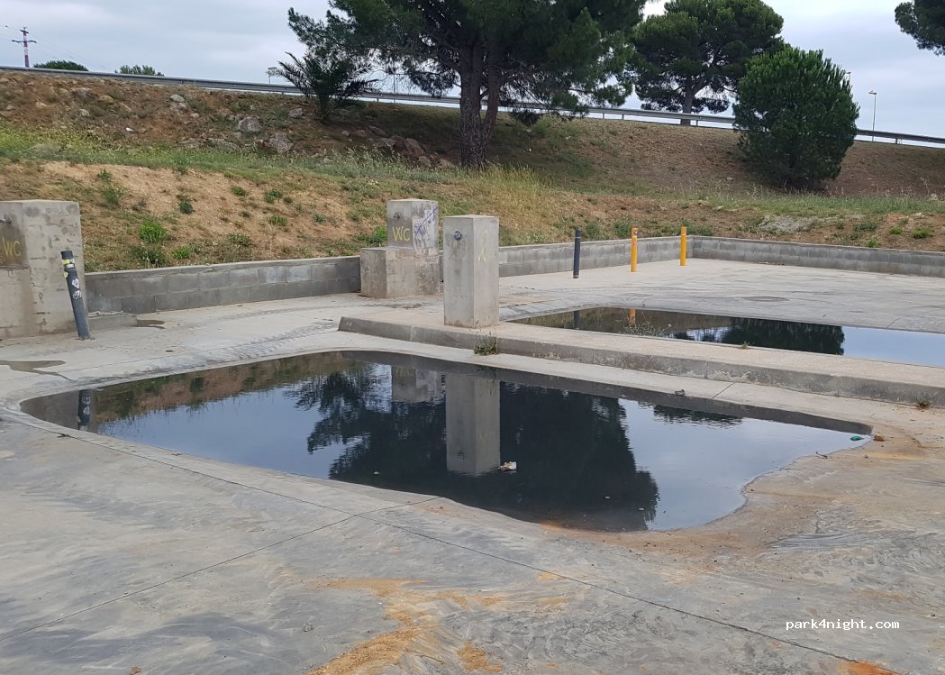 (17130) L'Escala - 3-5 Ronda dels Oficis — foto 3