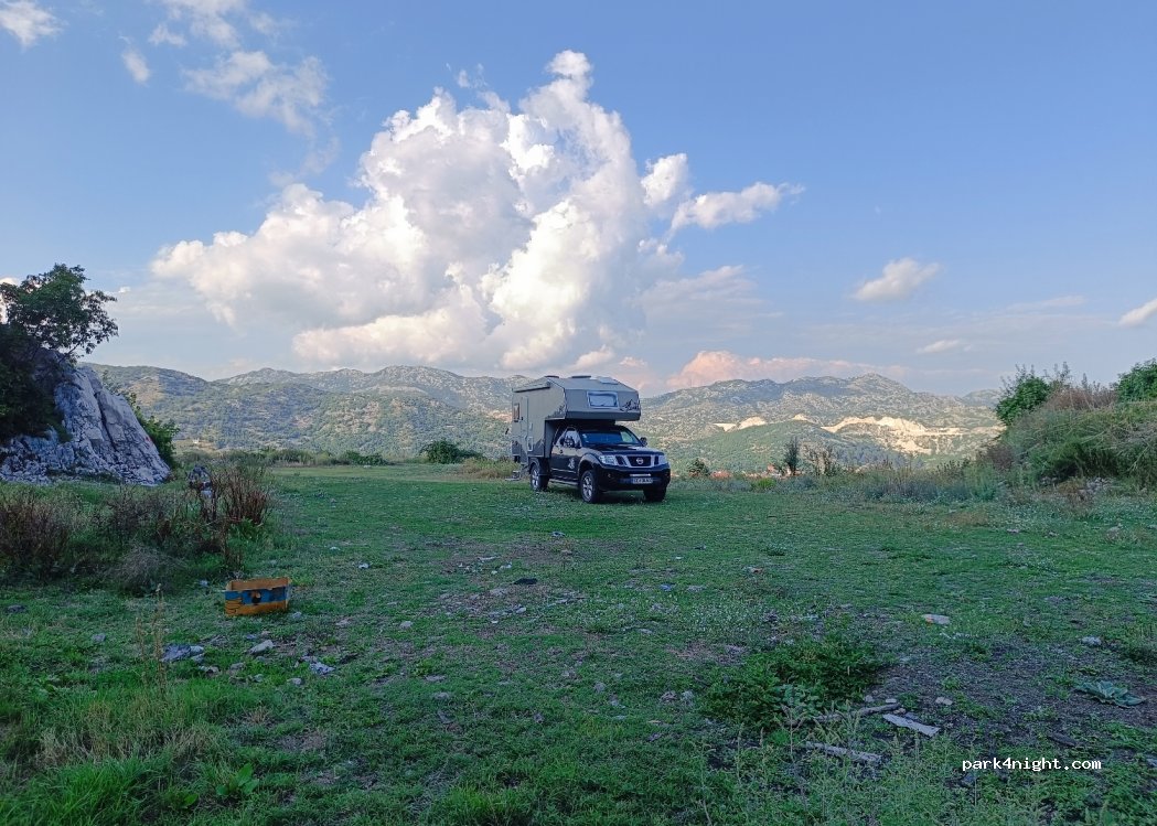 (81250) Cetinje - 111 Lovćenska — foto 2