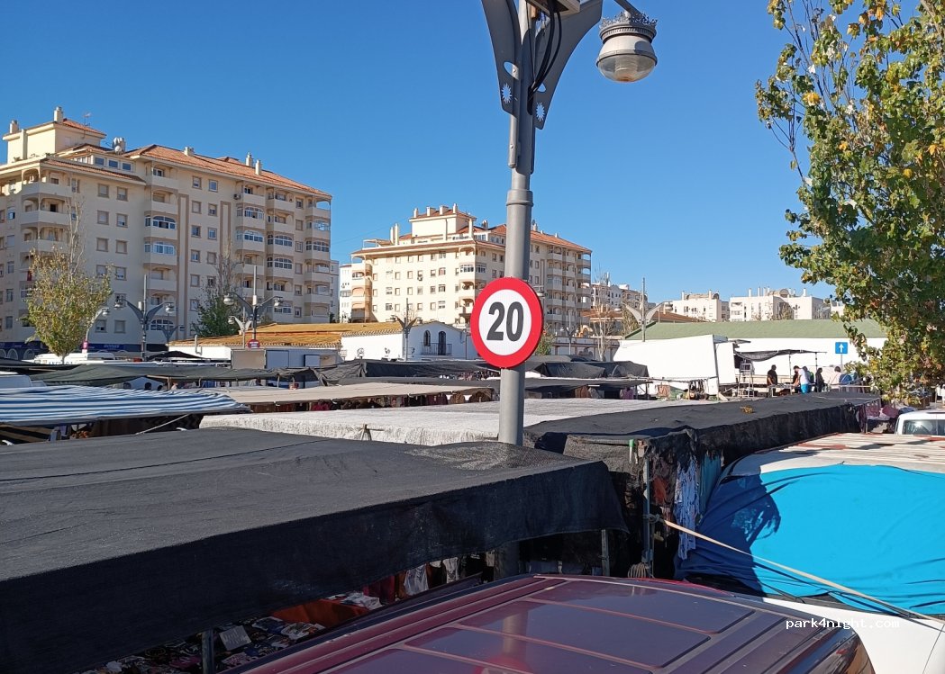 (29640) Fuengirola - 158 Calle Recinto Ferial — foto 2