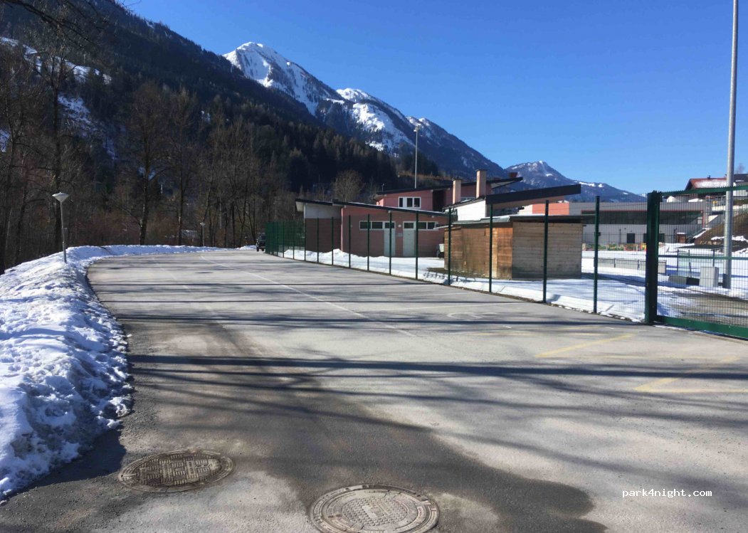 (5620) Schwarzach im Pongau - 12 Sportplatzstraße — foto