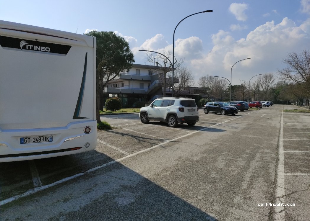 (48122) Punta Marina - 21 Via delle Nasse — foto