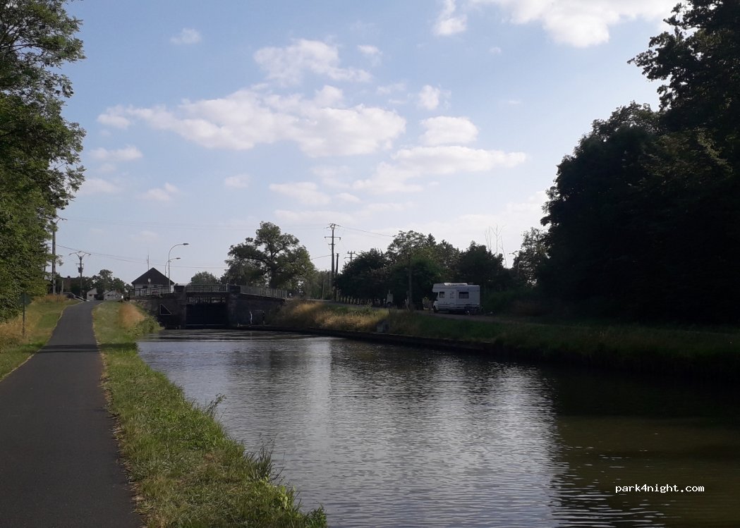 (57830) Diane-Capelle - 46 Sur la Blanche Chaussée — foto 2