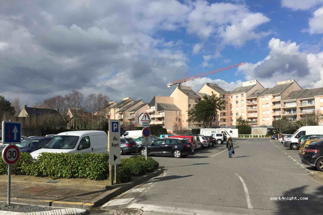 (44510) Le Pouliguen - 6-8 Rue Philippe Lebon — foto