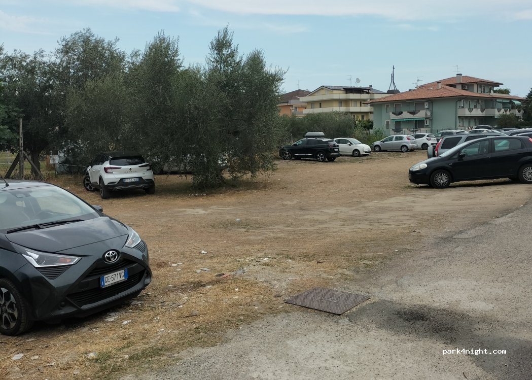 (64011) Alba Adriatica - 94 Via Duca d'Aosta — foto 2