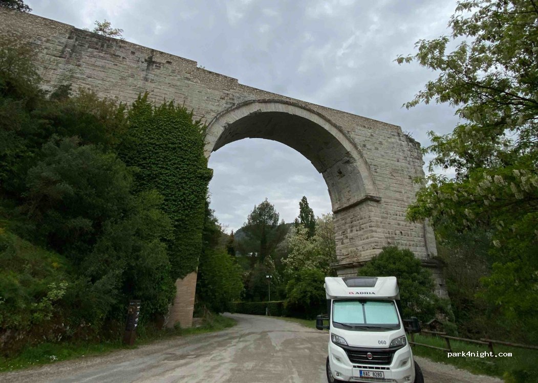 (05035) Narni - 9 Via Tre Ponti — foto 3