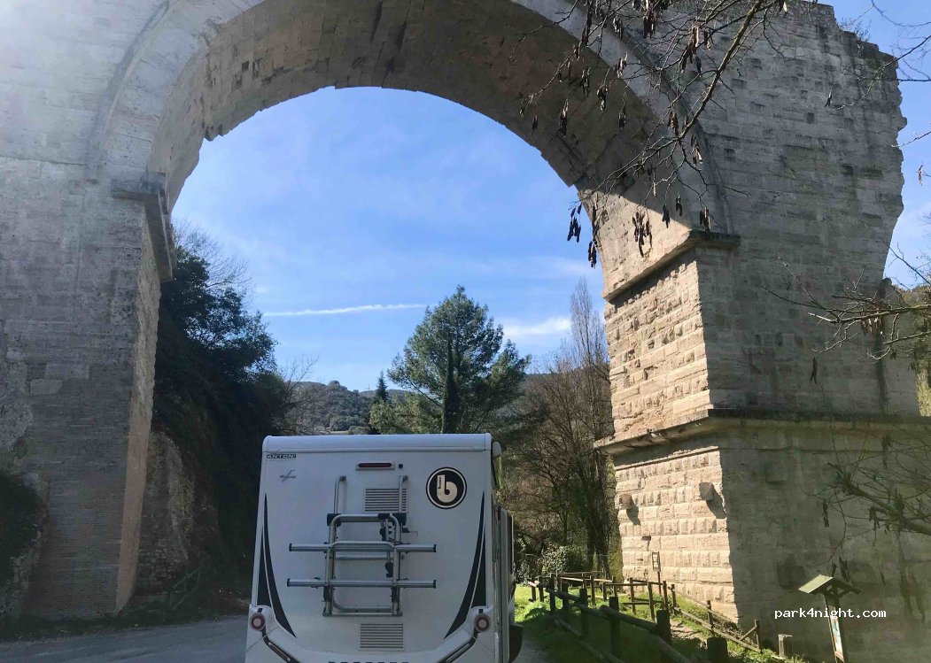 (05035) Narni - 9 Via Tre Ponti — foto 4