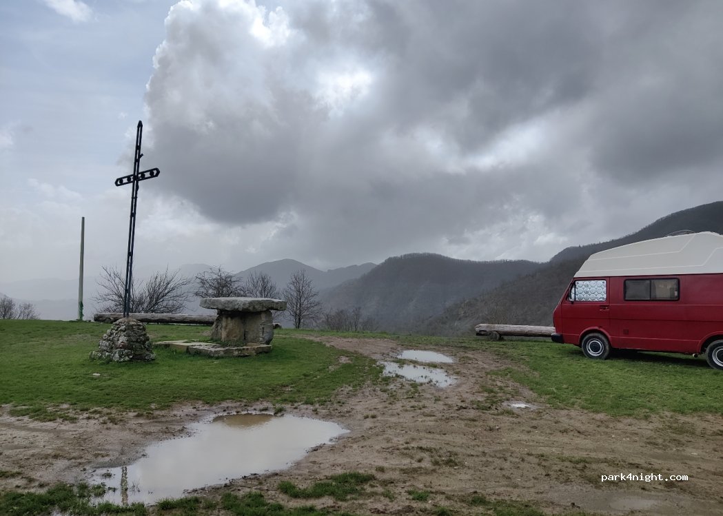 (59024) Vernio - Strada dell' Alpe di Cavarzano — foto 3