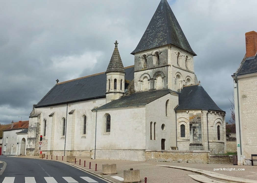 (37160) La Celle-Saint-Avant - 468 Pièces de Longueville — foto 4