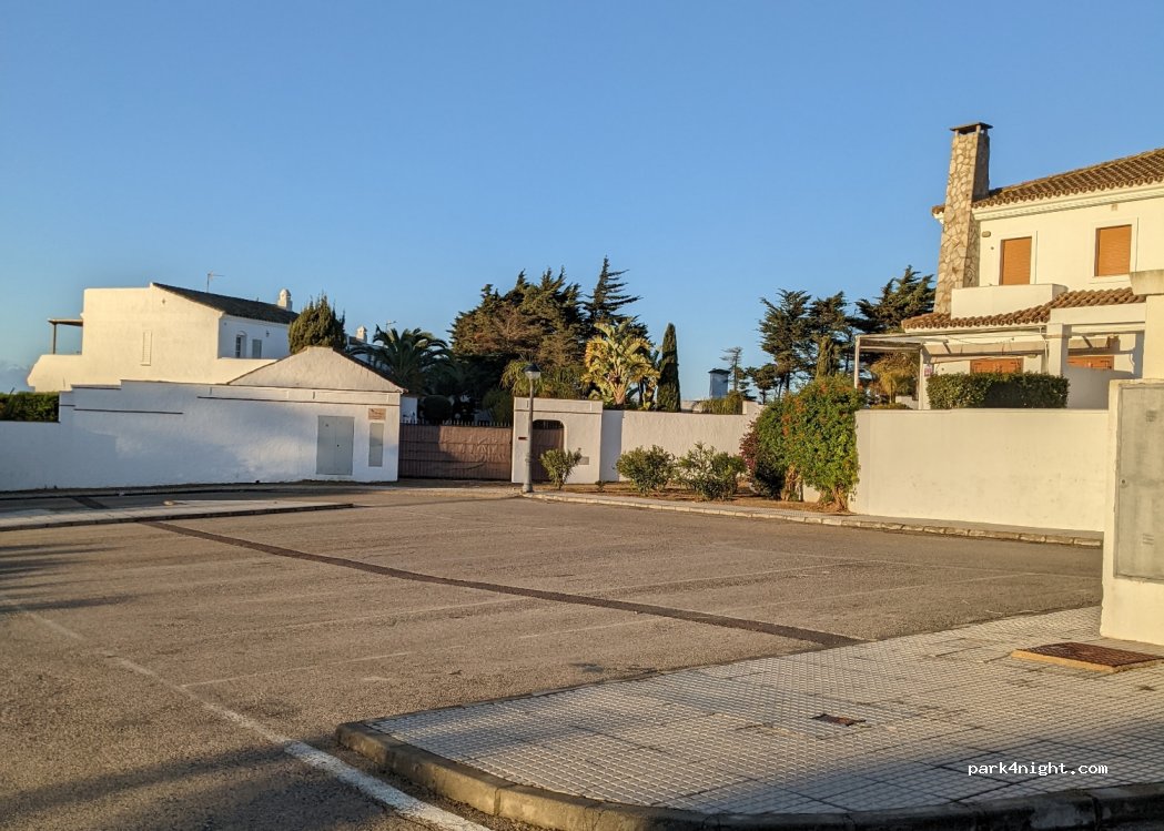 (11149) Conil de la Frontera - 5 Avenida de Extremadura — foto 2
