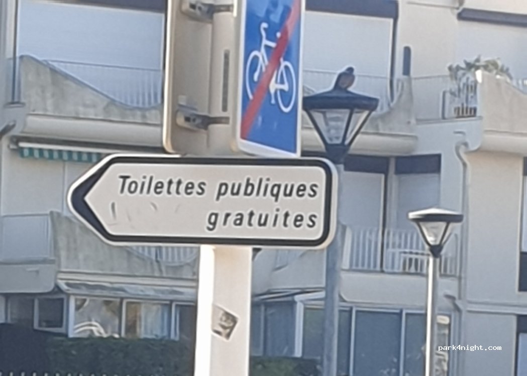 (30240) Le Grau-du-Roi - 1 Avenue Jean Lasserre — foto
