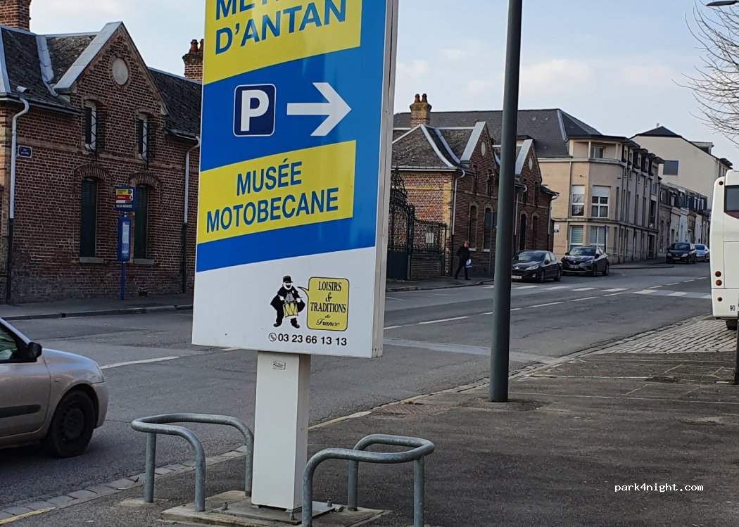 (02100) Saint-Quentin - 5 N2044 — foto