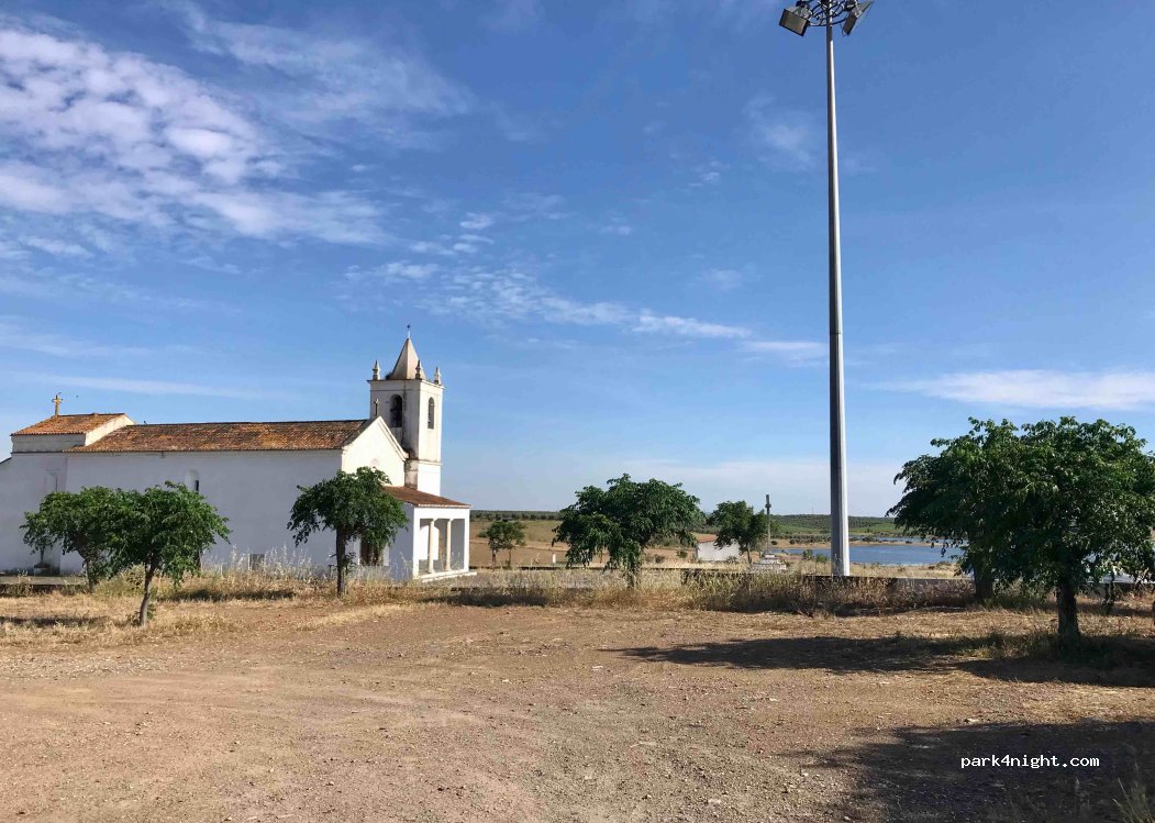 (7240) Mourão - R. da Igreja — foto 4