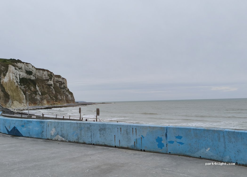 (76370) Petit-Caux - 104 Avenue du Captain Portheous — foto