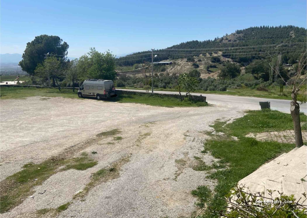 (20190)  - 14 Kırmızı Su Caddesi — foto 2