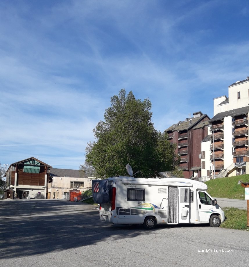 (09110) Ax-les-Thermes - 741 Avenue de la Griolle — foto 4