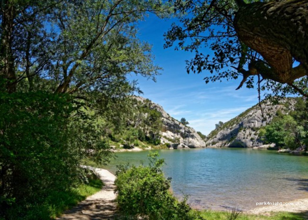(13210) Saint-Rémy-de-Provence - — foto