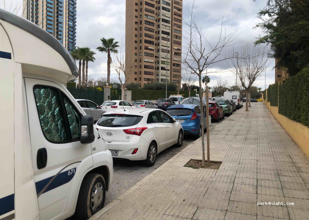 (03502) Benidorm - 7C Calle Cortés Roig — foto